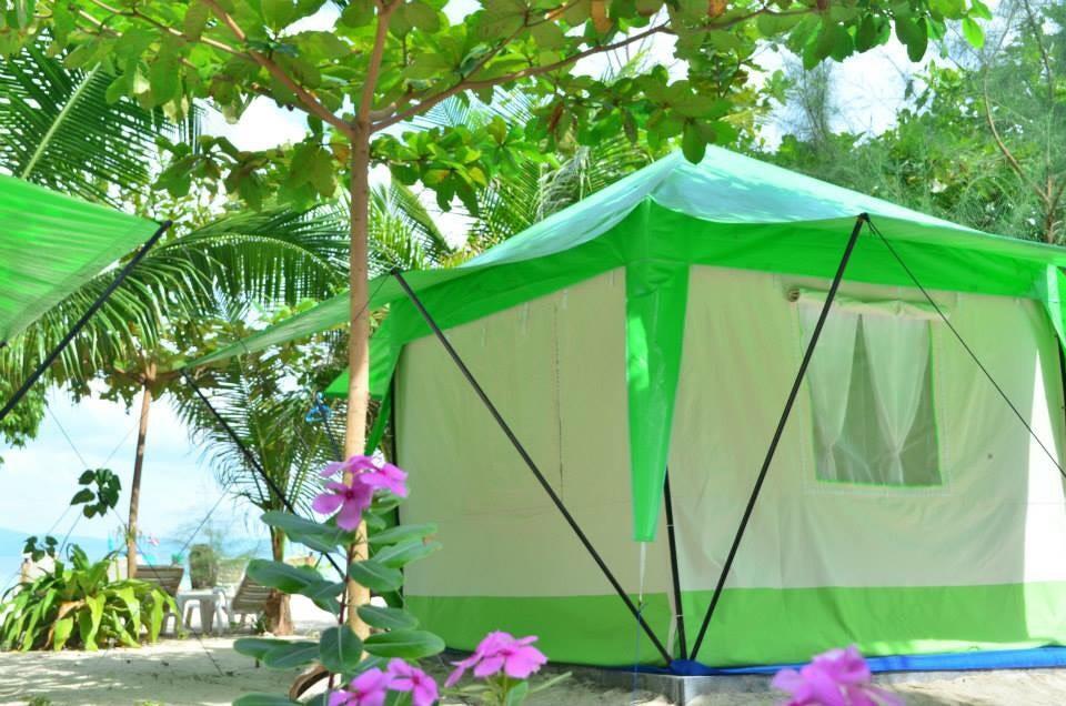 Koh Ngai Camping Restaurant @ Bar Eksteriør billede